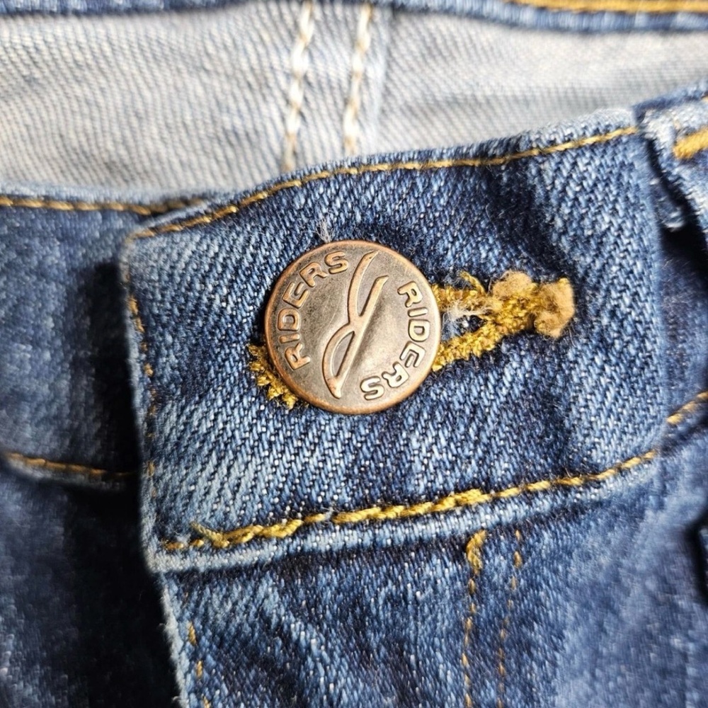 Riders Blue Denim Jean Capris with Brass Button - Picture 4 of 10